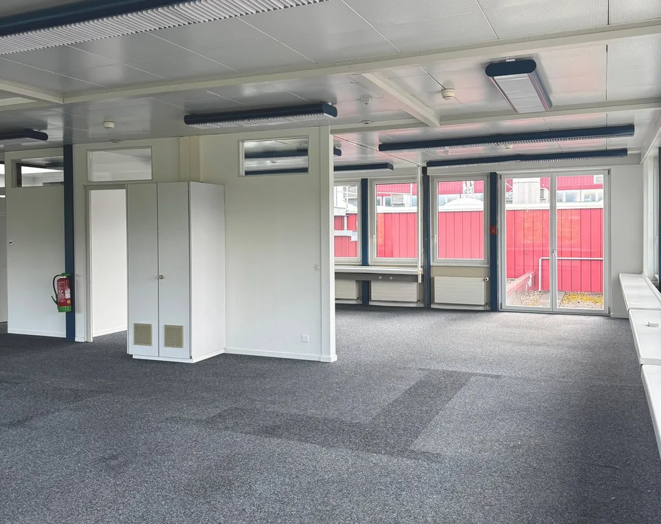 Espace de bureau abordable avec 318 m² - idéal pour les PME ou en combinaison avec un entrepôt