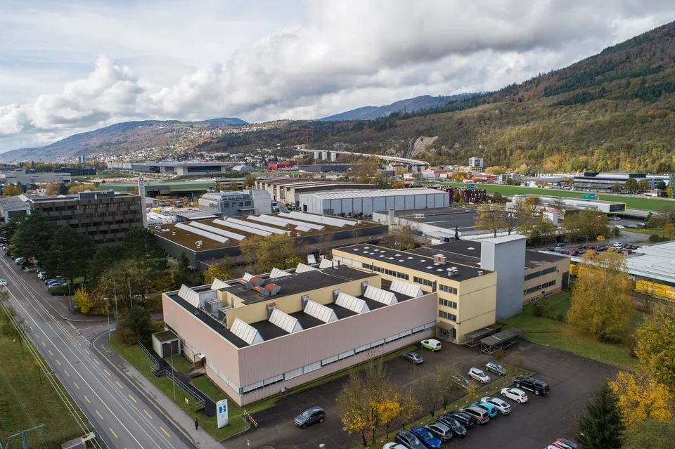 Gewerbe.- oder Bürofläche von 457m2 im Attikageschoss mit Lift