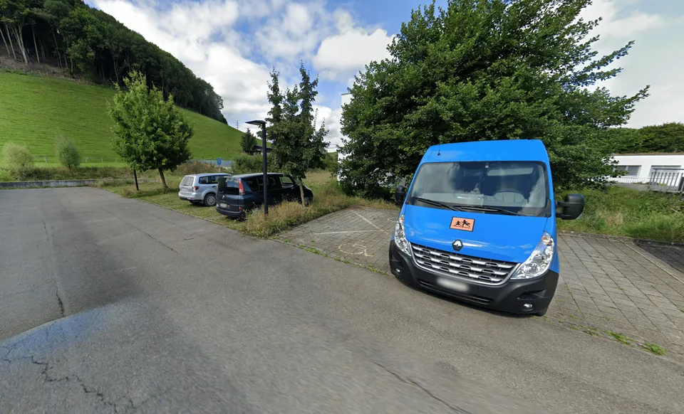Parkplatz ab 1. September 2026 zu vermieten