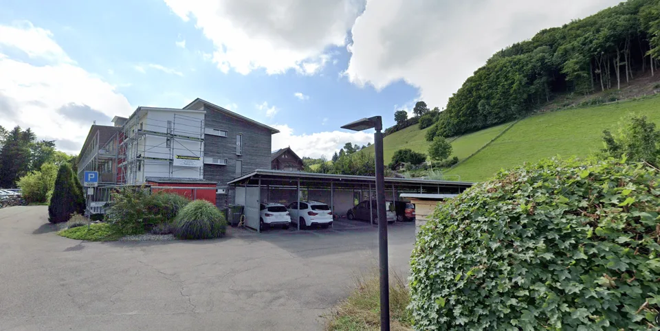 Parkplatz ab 1. September 2026 zu vermieten