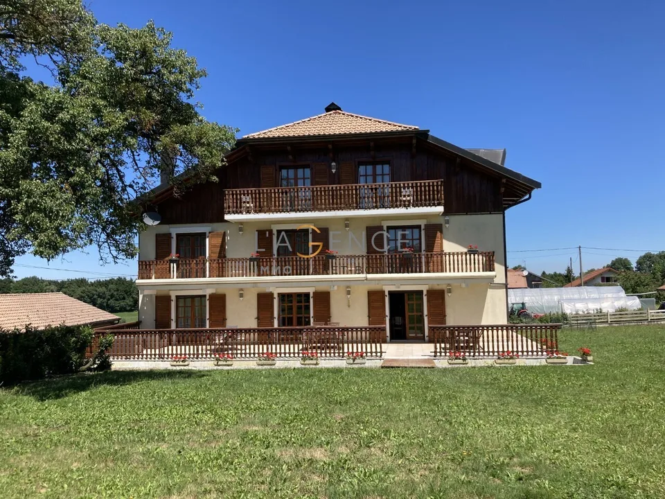 St Paul en Chablais ferme de 576m² sur parcelle de 8000m².