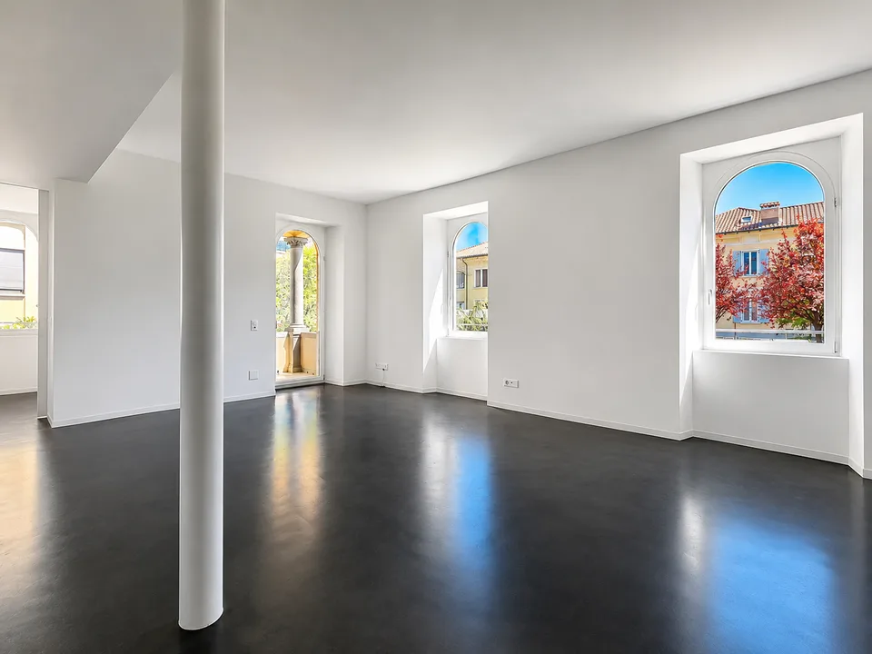 Chiasso Zentrum: Prästigiosa historische Villa renoviert mit 3 Apartments zur Rendite
