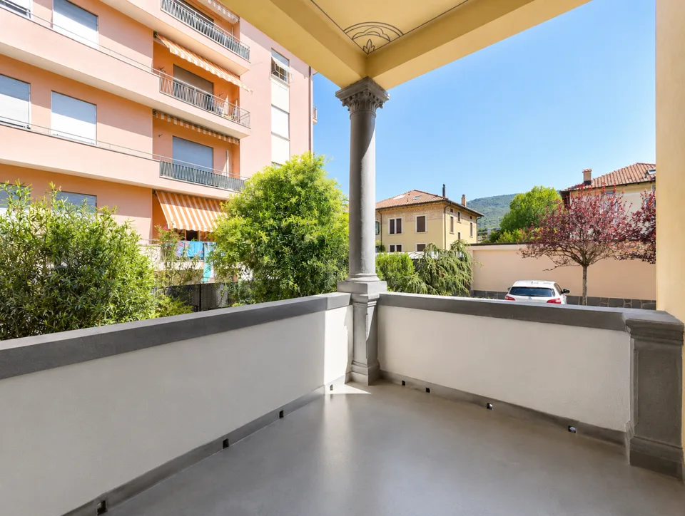Chiasso Zentrum: Prästigiosa historische Villa renoviert mit 3 Apartments zur Rendite