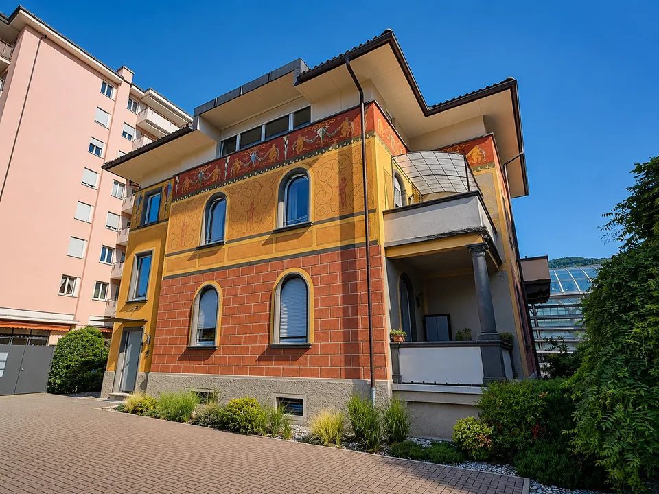 Chiasso centro: prestigiosa villa storica rinnovata con 3 appartamenti da reddito