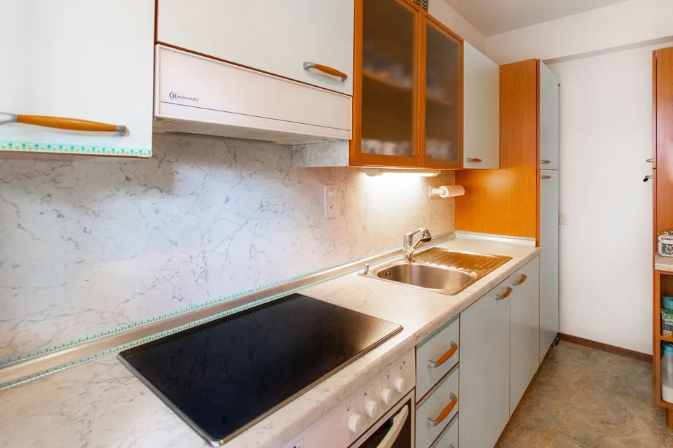 Wohnung 2.5 Zimmer mit Balkon und Seeblick – Foto 8 von 10