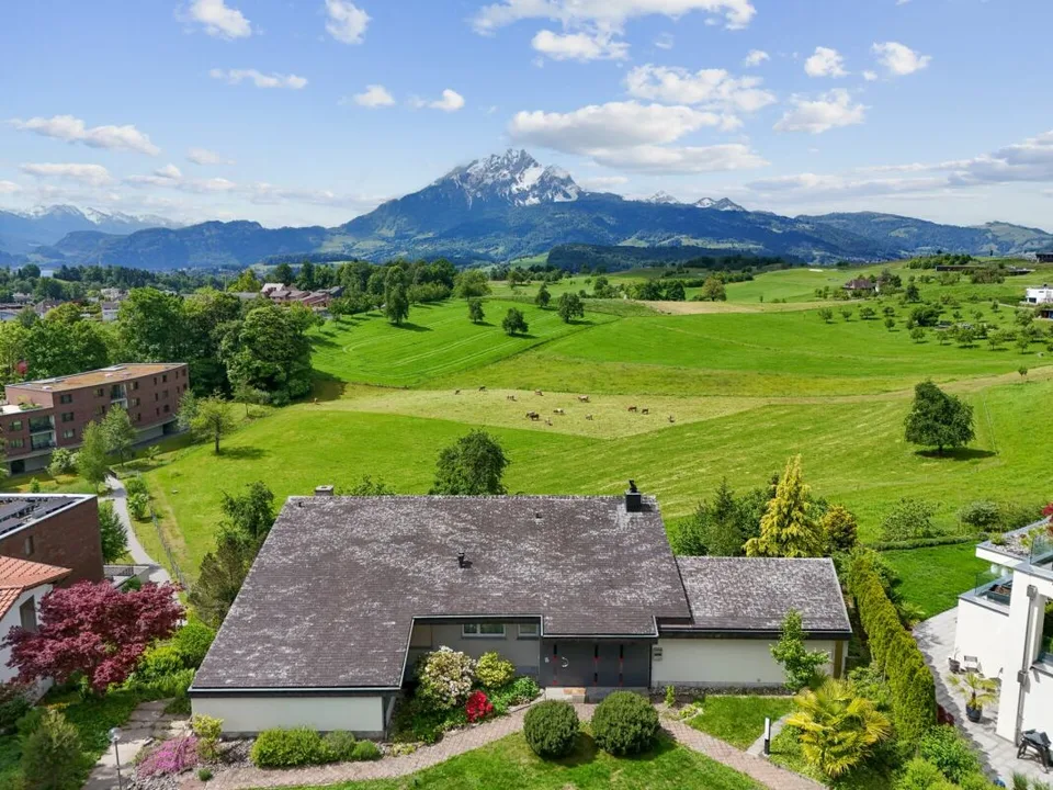 6.5-Zimmer-Terrassenwohnung mit traumhafter Panoramaaussicht