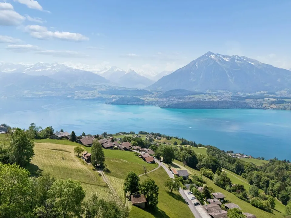 Exklusives Ferienhaus mit Weitblick an begehrter Lage in Aeschlen ob Gunten – Foto 13 von 13