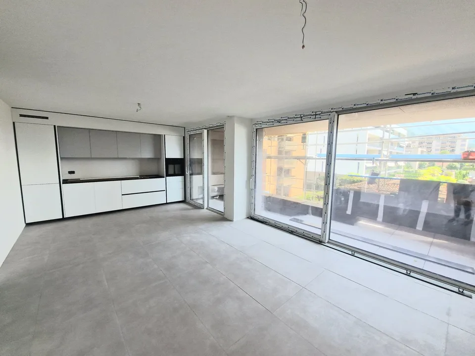 VENDESI A MINUSIO -  APPARTAMENTO 2.5 LOCALI IN NUOVA RESIDENZA