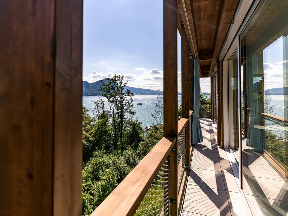 Exklusive 4.5-Zimmer-Attikawohnung in Vitznau – Wohnen mit Seeblick