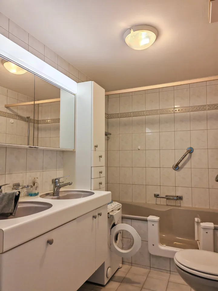 Charmante 3-Zimmer-Wohnung im 1. OG in Riehen – sofort verfügbar! – Foto 9 von 11