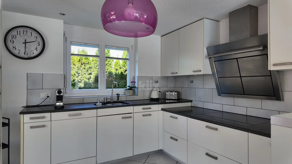 Magnifique villa avec piscine dans un environnement calme – photo 6 sur 13