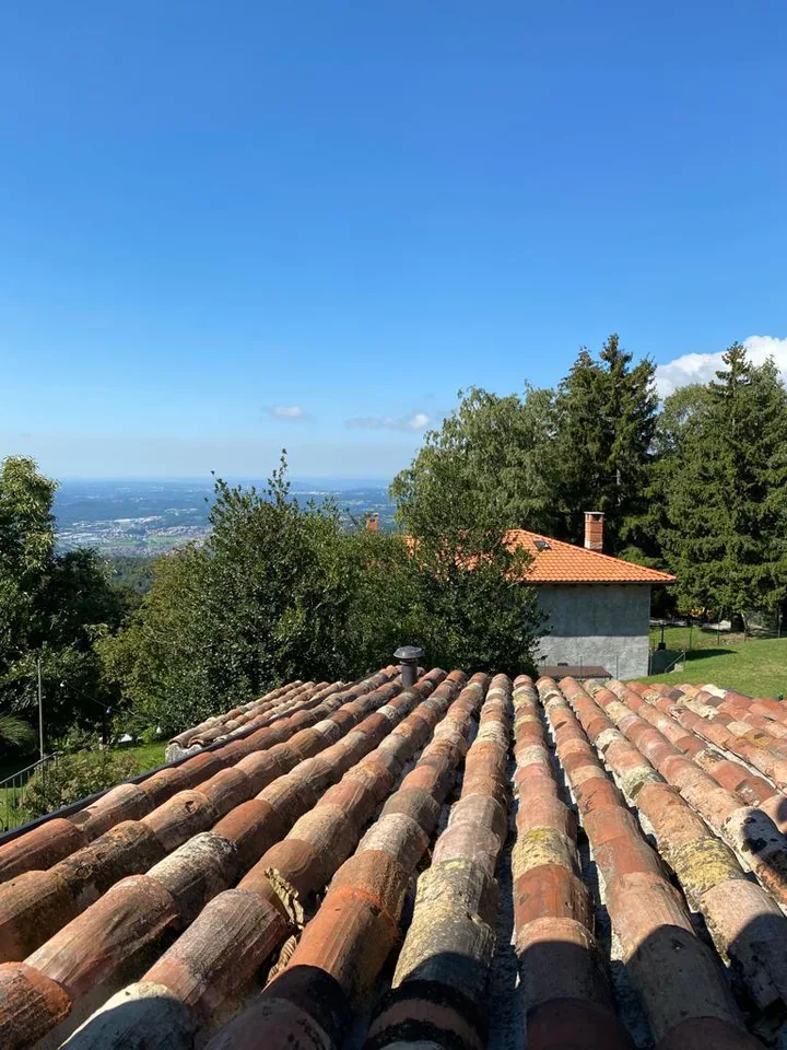 Casa unifamiliare arredata, con veranda e giardino privato in zona tranquilla e soleggiata – foto 13 di 17