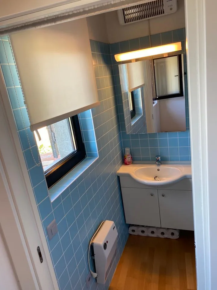 Casa unifamiliare arredata, con veranda e giardino privato in zona tranquilla e soleggiata – foto 11 di 17