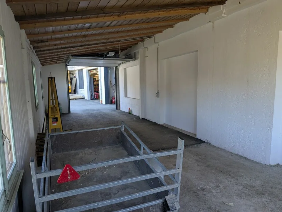 Investir, stationner, stocker - grande double garage à Grächen