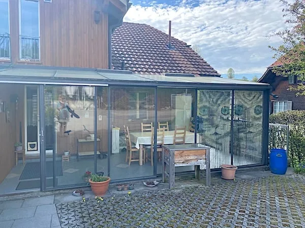 Mehrfamilienhaus mit 3 Wohnungen und Geschäftslokal