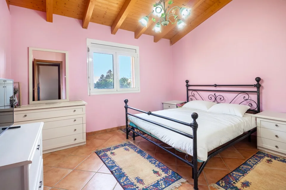 Das perfekte Haus für Ihre Familie: 4 Schlafzimmer und totale Unabhängigkeit