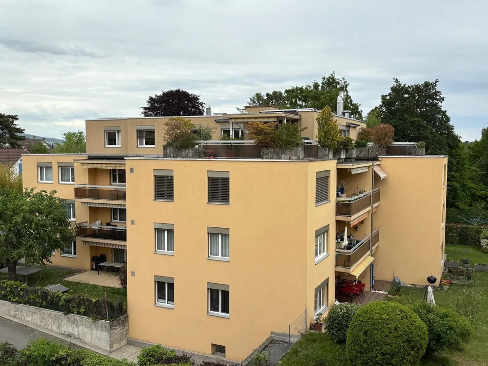 Prächtiges 5,5-Zimmer-Attikapartment mit außergewöhnlicher Aussicht in Areuse – Foto 10 von 18