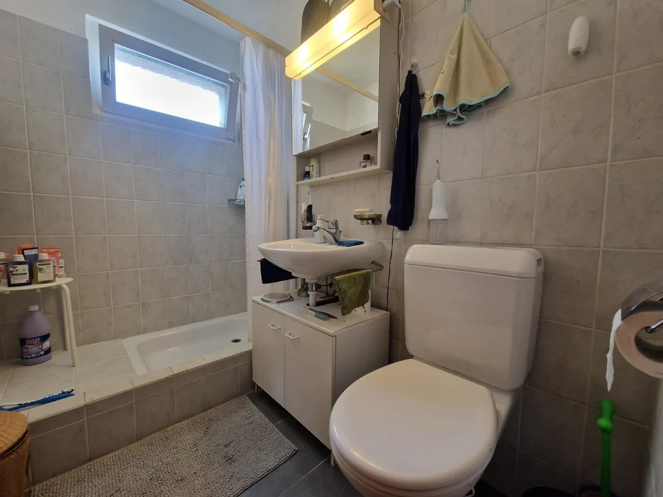 Prächtiges 5,5-Zimmer-Attikapartment mit außergewöhnlicher Aussicht in Areuse – Foto 12 von 18