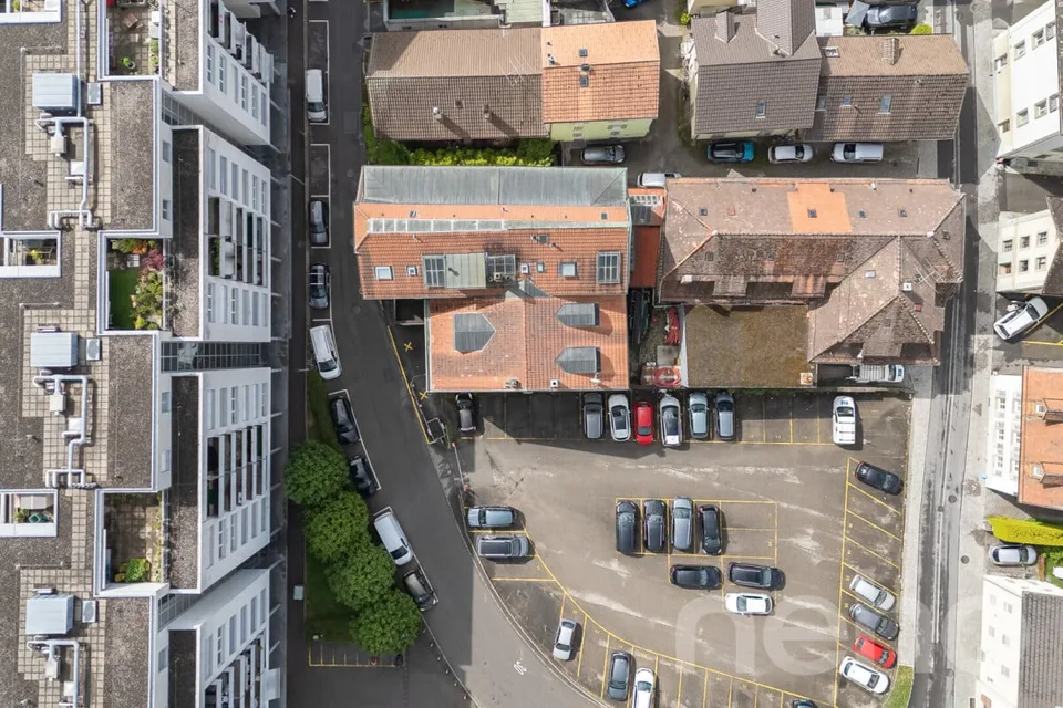Immeuble mixte, emplacement stratégique au centre de Fribourg