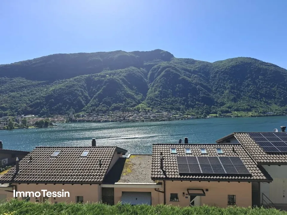 Elegantes Haus mit traumhafter 180 Seesicht auf den Lago di Lugano an wunderschöner Lage mit Garten und mehreren Parkmöglichkeiten