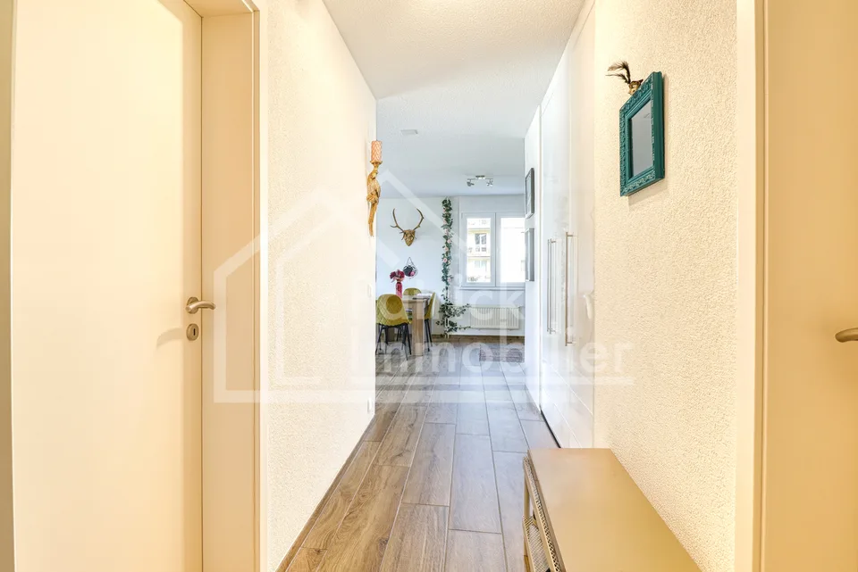 Charmant appartement de 2.5 pièces au 1er étage avec balcon