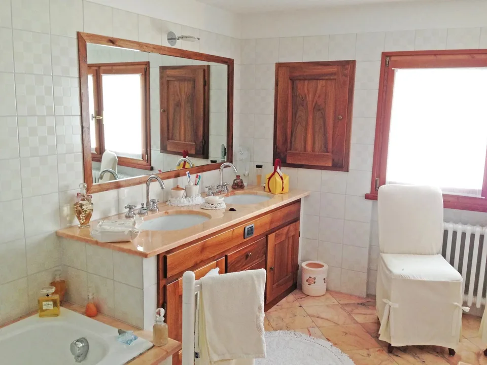 Ancien rustico entièrement rénové à vendre à Canfinello (Italie) – photo 6 sur 11
