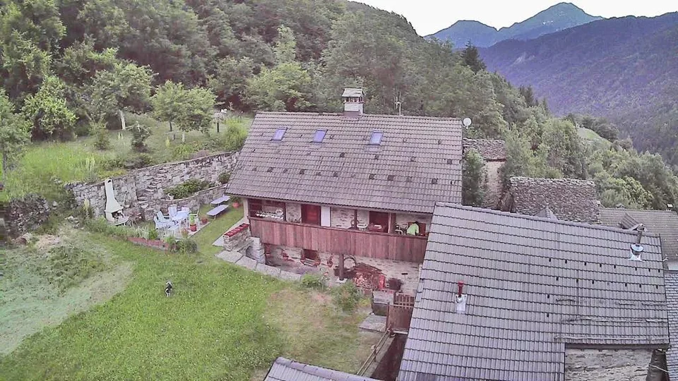 Altes Rustico komplett renoviert zum Verkauf in Canfinello (Italien)