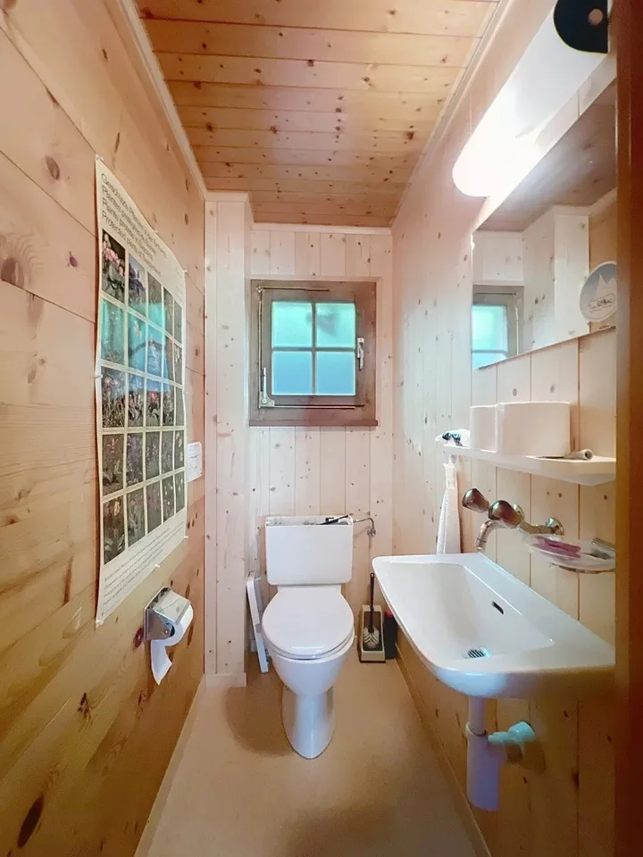 Charmantes Chalet über den Dächern von Binn – Foto 9 von 14