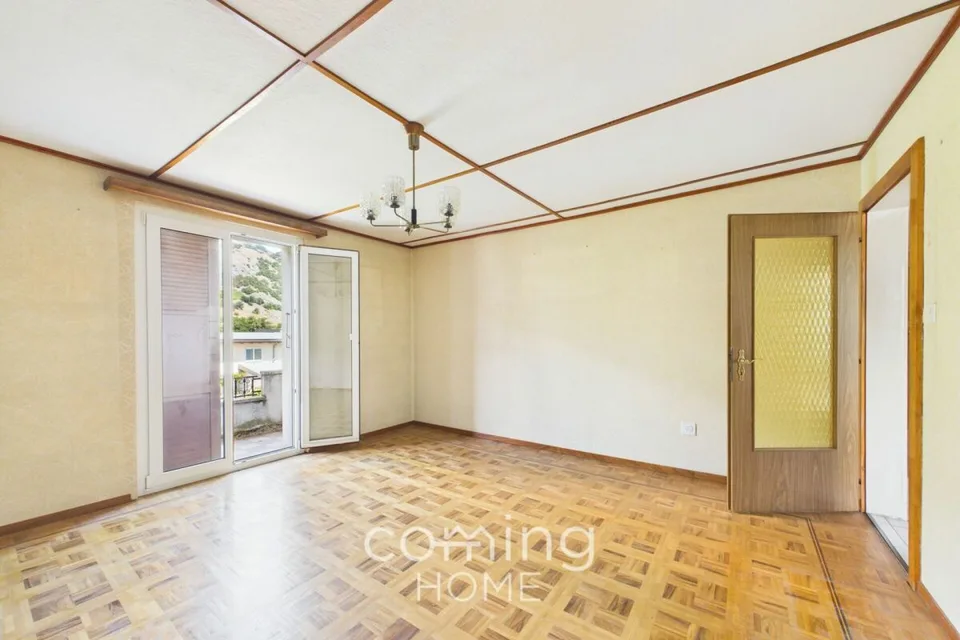 Ruhig, sonnig und grosszügig - 6-Zimmer-Wohnung mit Charme in Susten