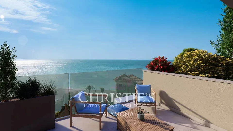 Penthouse mit Meerblick, 30 Meter vom Strand ? Borgio Verezzi