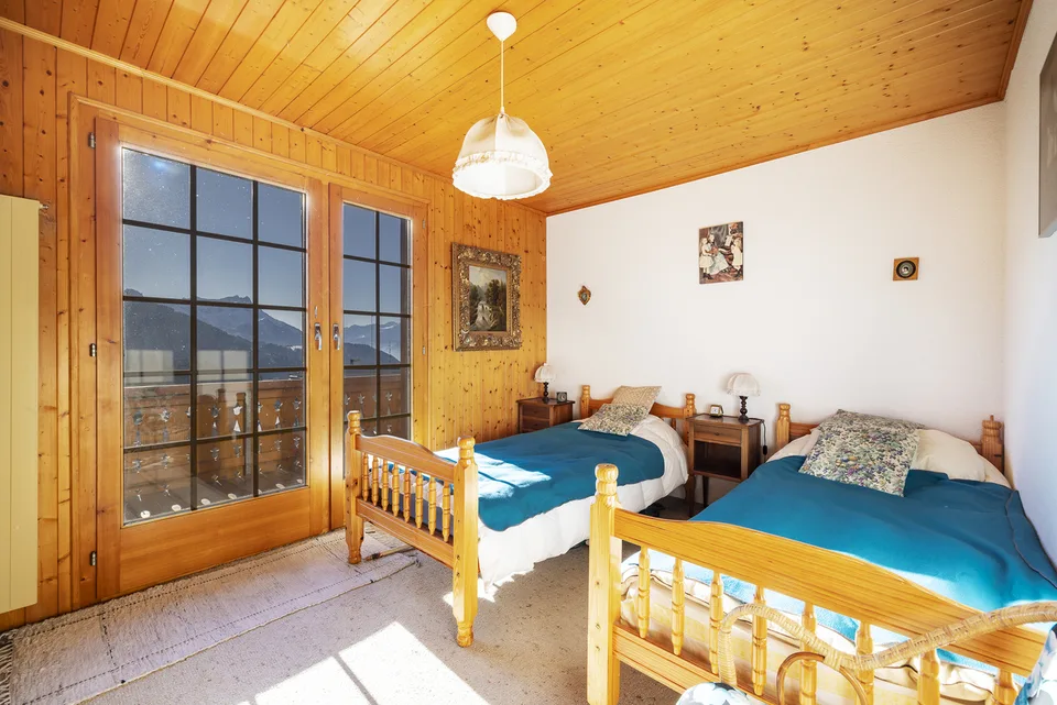 Charmanter Apartment im Chalet-Stil mit Kamin im Zentrum des Dorfes! – Foto 11 von 13