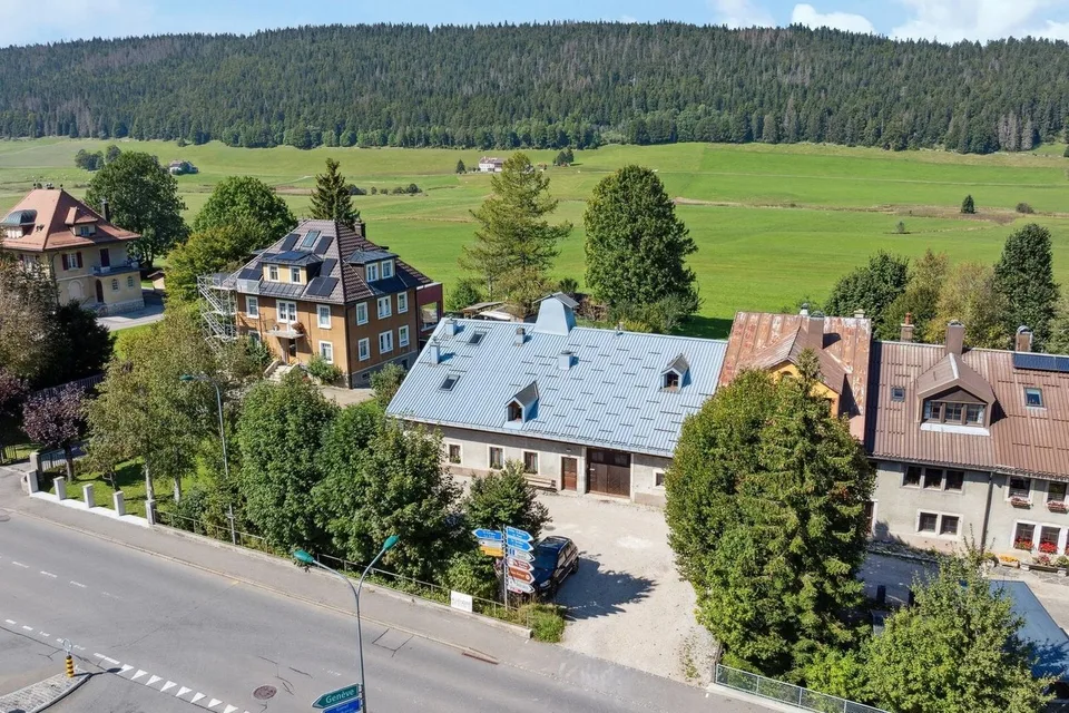 Ferme du XVIIe siècle rénovée au coeur de la Vallée de Joux