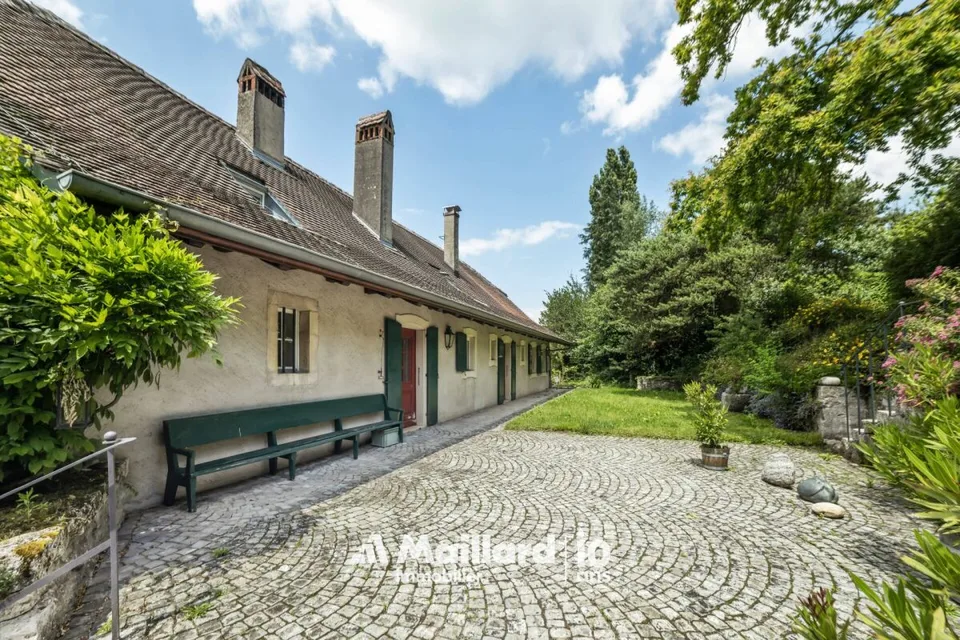 Maison villageoise de caractère 5 pièces avec jardin
