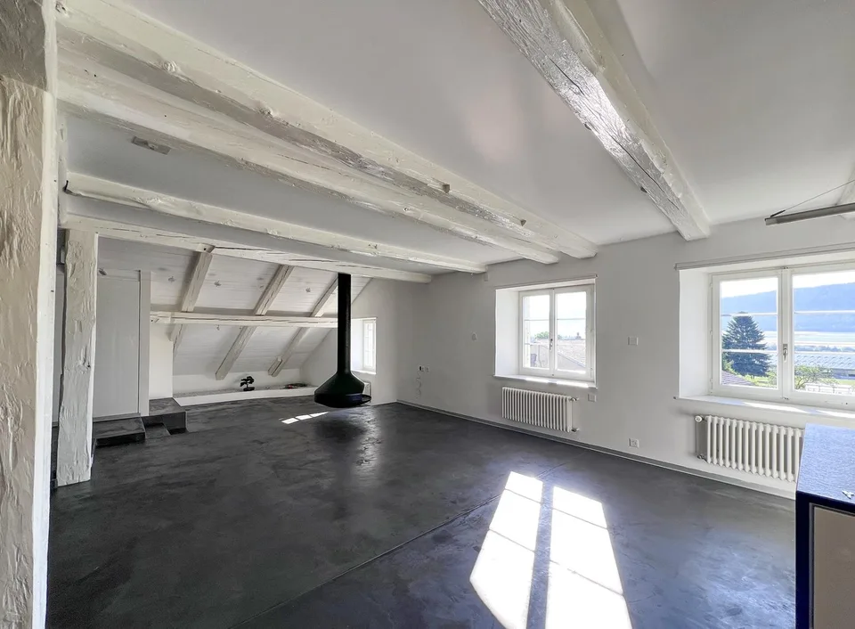 Duplex mit Charme und Blick auf das Val-de-Ruz ? 4,5 Zimmer 159 m²