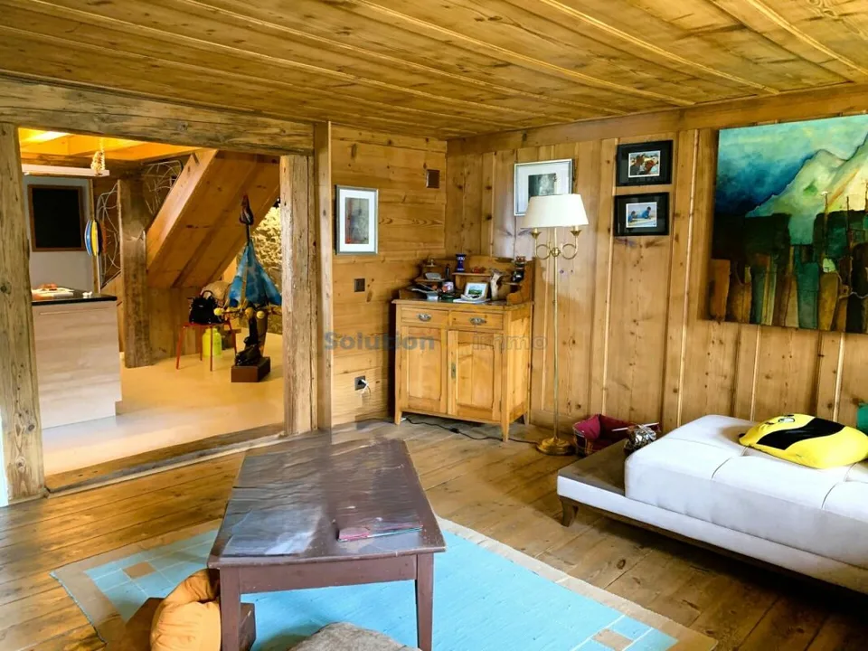 Schöne renovierte Farm mit 2 Apartments – Foto 7 von 14