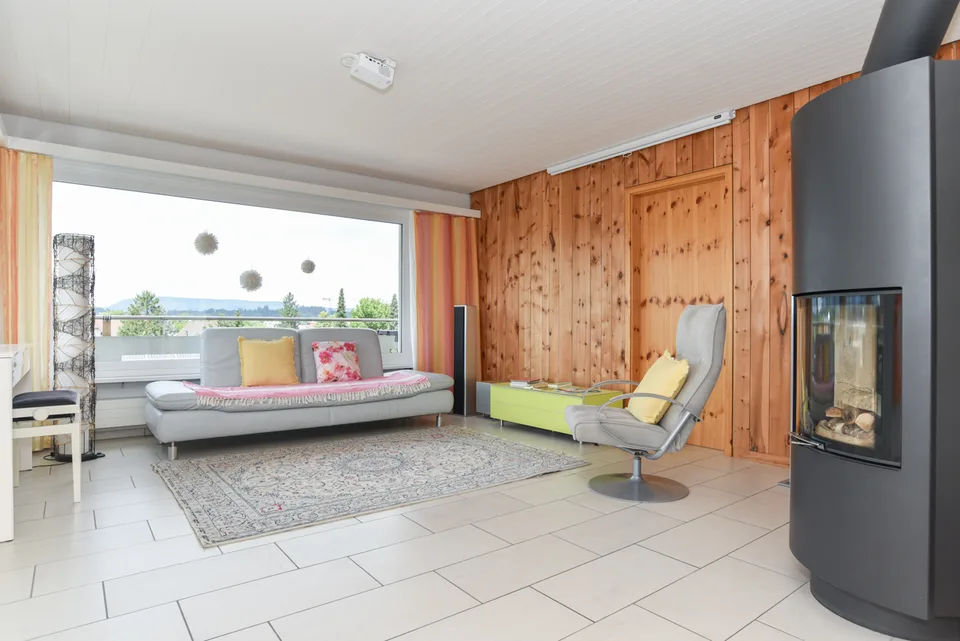 Sogno di casa con vista: appartamento in attico con terrazza soleggiata!