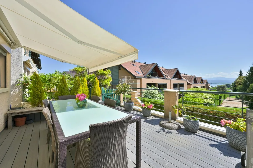 Founex | Villa a schiera nel cuore del villaggio - Vista lago