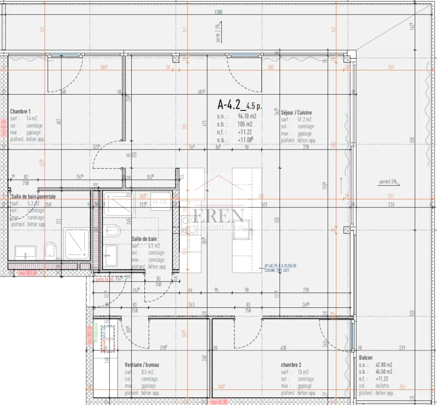 Attico luminoso con 4 locali, balcone-terrazza vitrata di 45m2 e finitura di alta qualità – foto 18 di 18