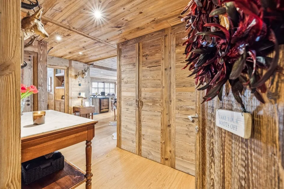 ''One of a kind'' luxueux 4,5p dans le prestigieux  Domaine du Roc