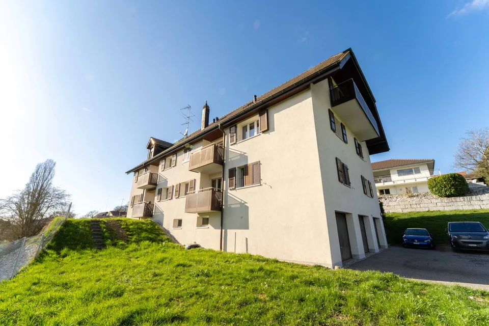 Un appartement familial avec jardin, ouvert sur la campagne