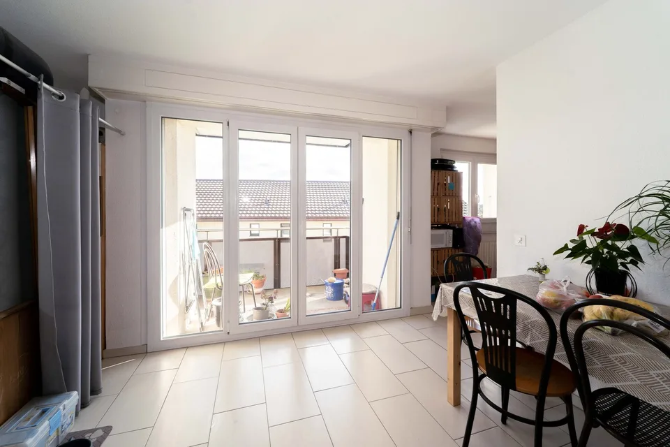 Un appartamento familiare con giardino, aperto sulla campagna – foto 8 di 16