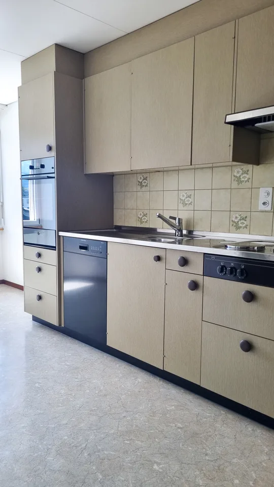 Appartamento mansardato di 3,5 locali con circa 87 m² di superficie abitabile - in una posizione di quartiere tranquilla