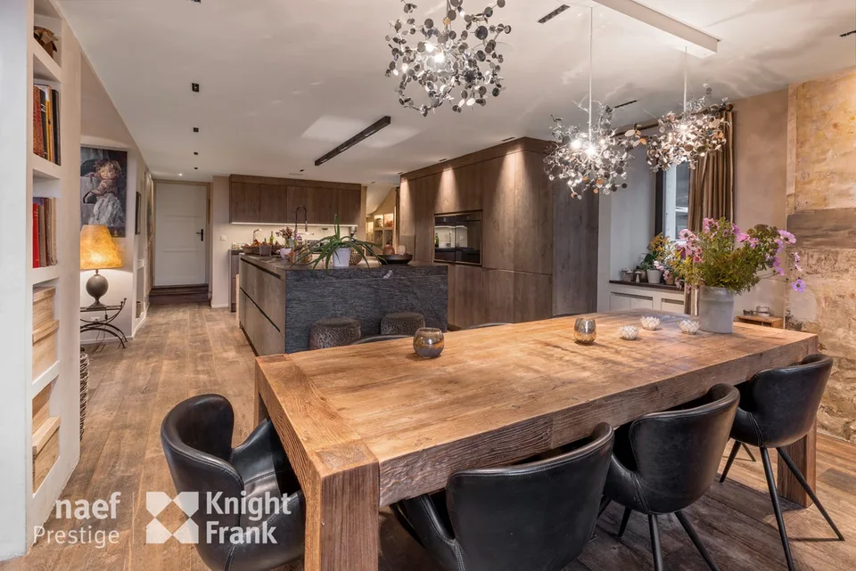 Luxuriöses Familienhaus renoviert. – Foto 7 von 13