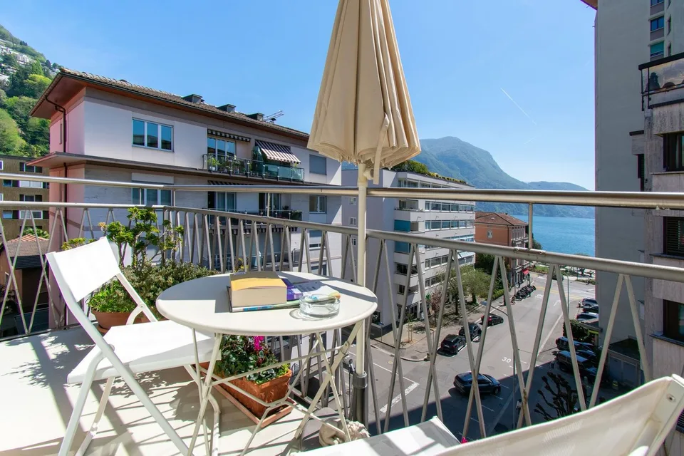 HELLES 4.5-ZIMMER-WOHNUNG MIT BALKON UND SEEBLICK – Foto 13 von 15