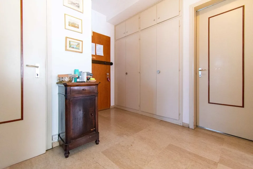 HELLES 4.5-ZIMMER-WOHNUNG MIT BALKON UND SEEBLICK – Foto 12 von 15