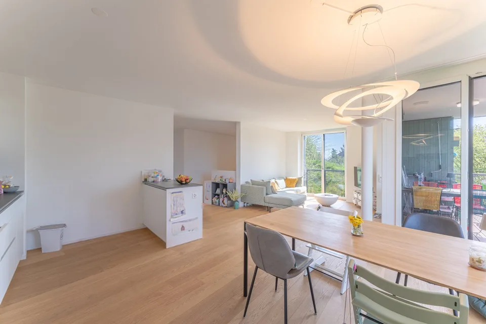 Appartement maisonnette Minergie exclusif de 4,5 pièces dans un emplacement familial avec jardin convivial