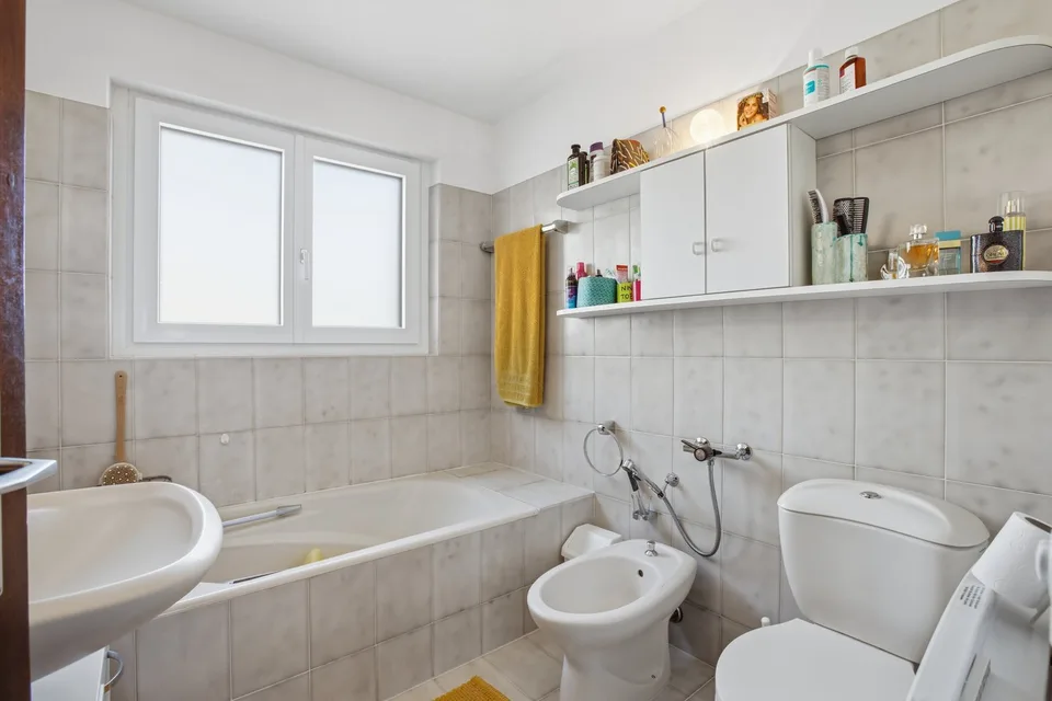 5.5 Zimmer Einfamilienhaus in Gordola – Foto 9 von 14