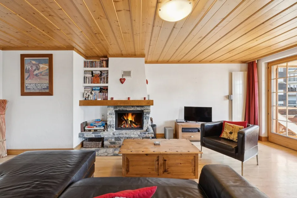 Villars, privileged location 3.5p with charm, large balcony, beautiful