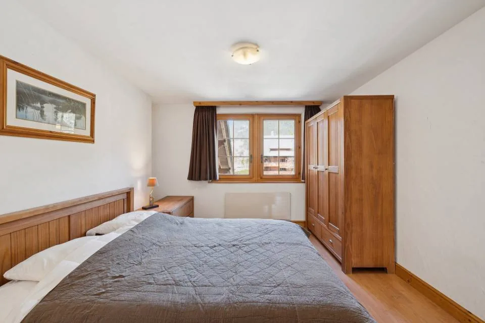 Villars, bevorzugte Lage 3,5p mit Charme, großem Balkon, schön – Foto 13 von 13