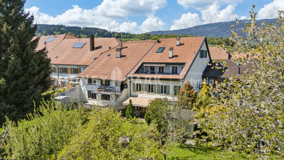 Elegante duplex vicino alla natura a Lignières